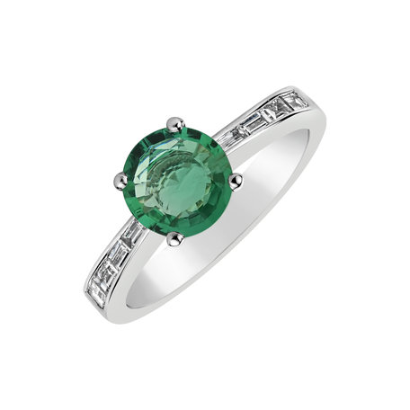 Diamond ring with Emerald Brave Dreams