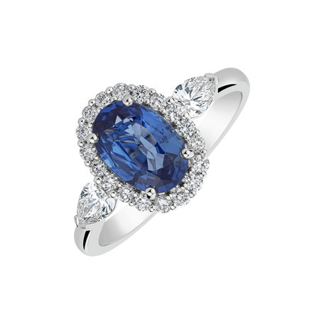 Diamond ring with Sapphire Grand Glamour