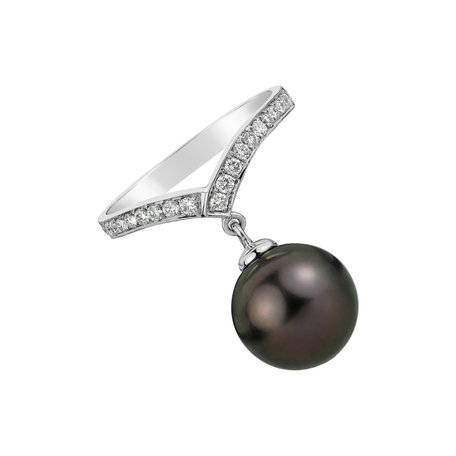 Diamond ring with Pearl Kotys