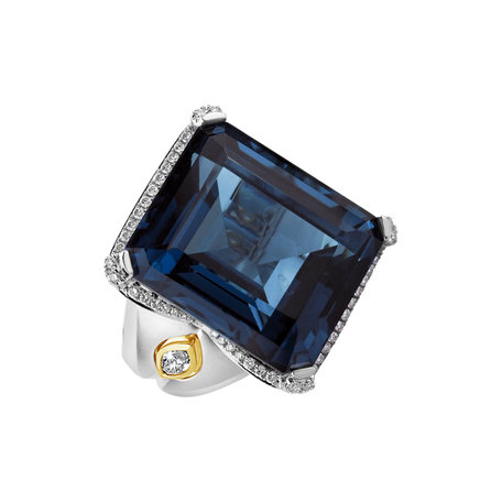 Diamond ring with Topaz Blue Rhapsody