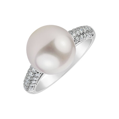 Diamond ring with Pearl Aquatic Heart