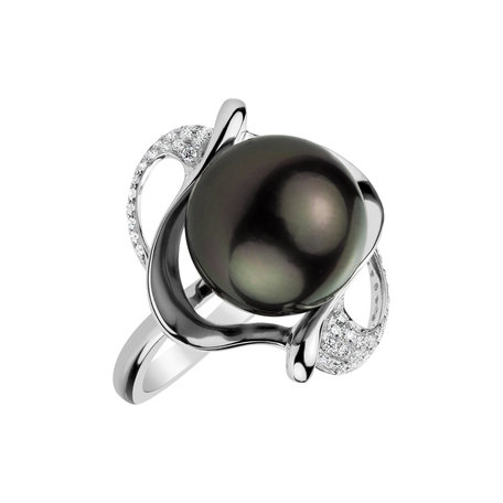 Diamond ring with Pearl Ocean Elegance