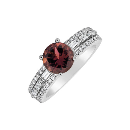 Diamond ring with Tourmalíne Red Pleasure