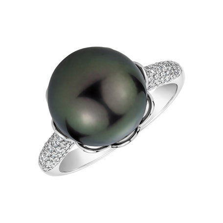 Diamond ring with Pearl Pearly Attraction
