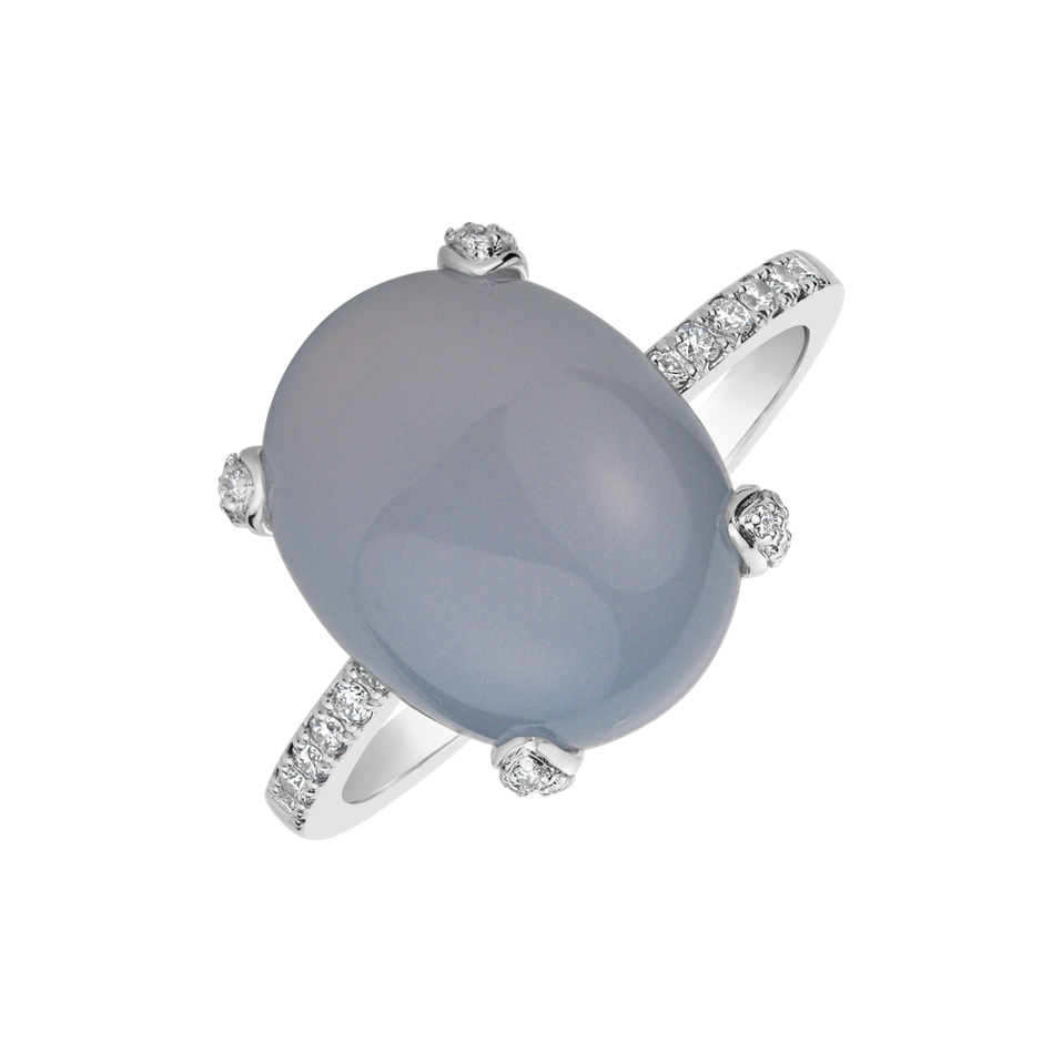 Diamond ring with Chalcedony Niche