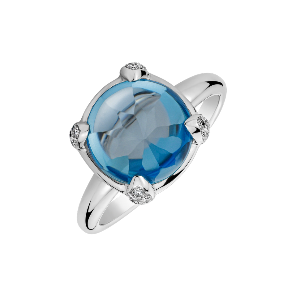 Diamond ring with Topaz Lunaria