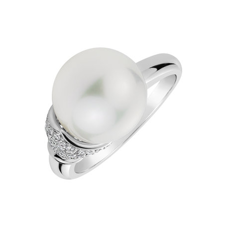 Diamond ring with Pearl Caribbean Mystery