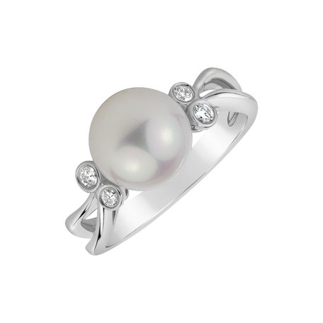 Diamond ring with Pearl Coral Tear