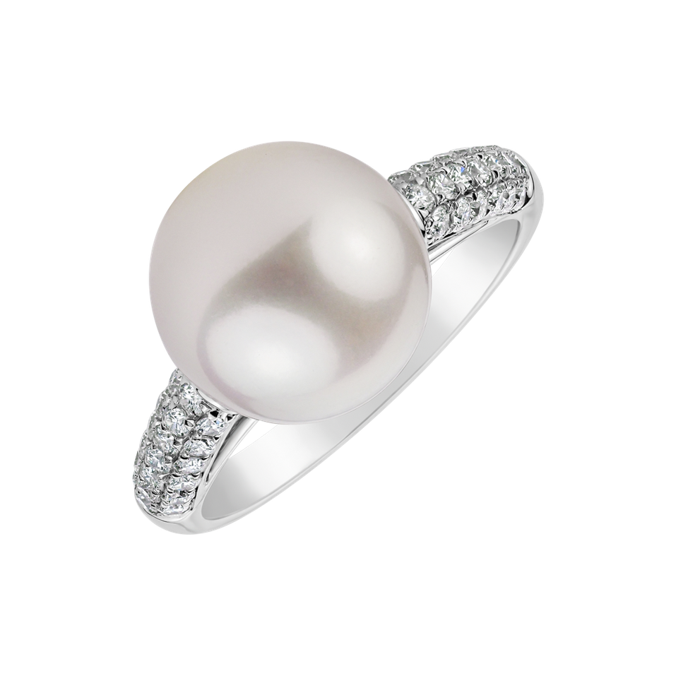 Diamond ring with Pearl Aquatic Heart