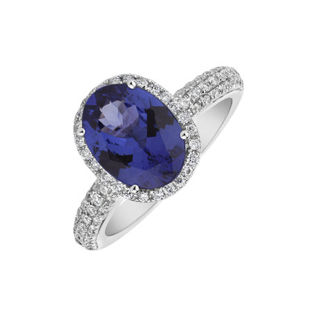 Diamond ring with Tanzanite Sky Touch