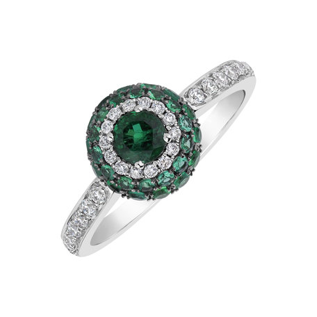 Diamond ring with Emerald Heavenly Elegance
