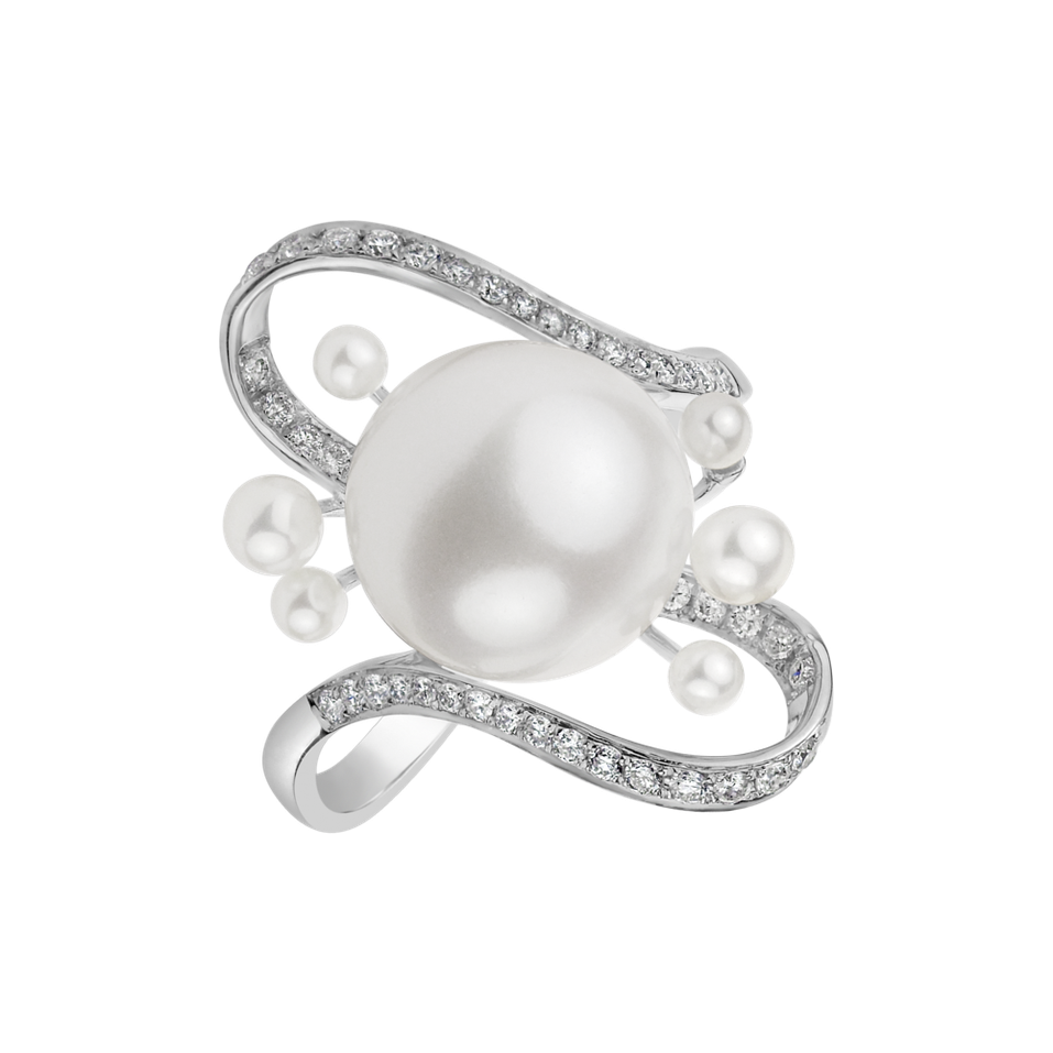 Diamond ring with Pearl Pearl Kingdom