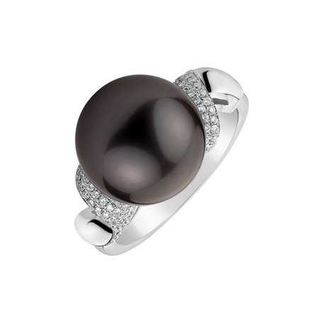 Diamond ring with Pearl Mermaid Song