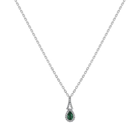Diamond pendant with Emerald Karsyn