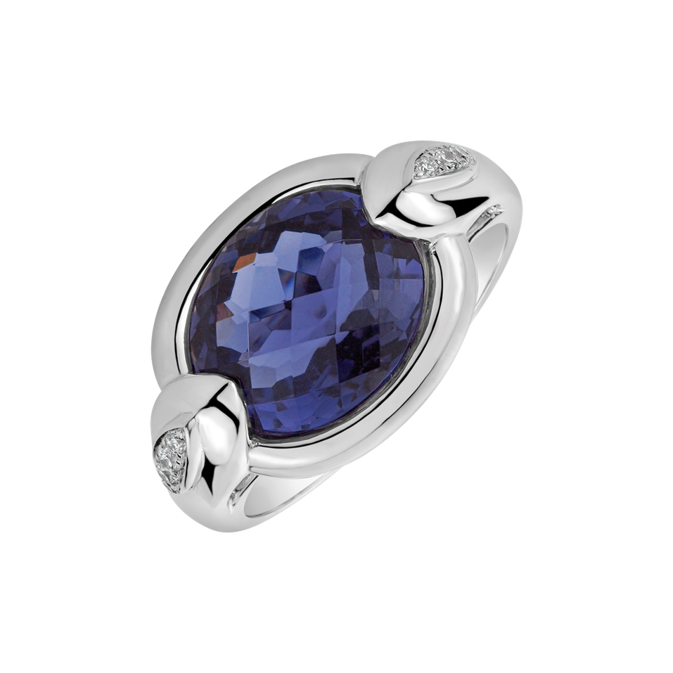 Ring with Iolite and diamonds Mistress Ocean
