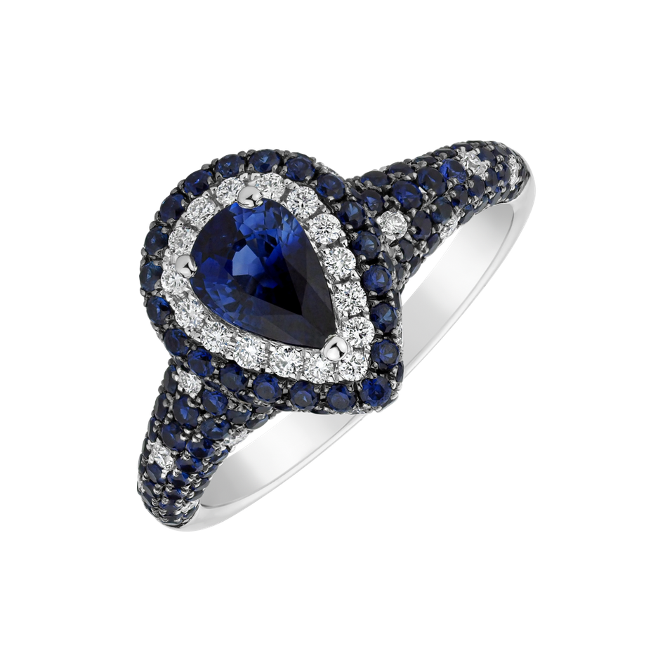 Diamond ring with Sapphire Black Raven
