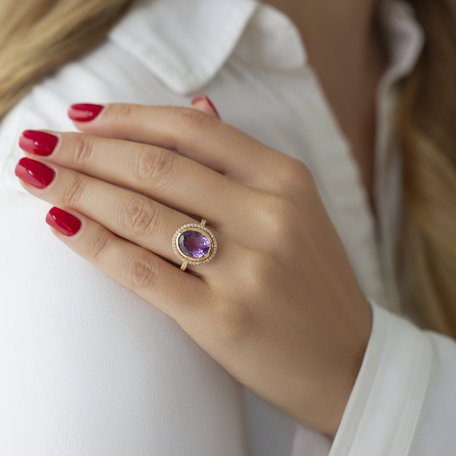 Diamond ring with Topaz Licorne