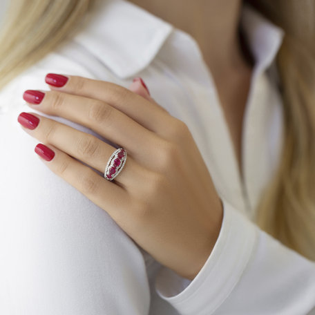 Diamond ring with Ruby Casey