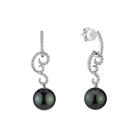 Diamond earrings with Pearl Dagon