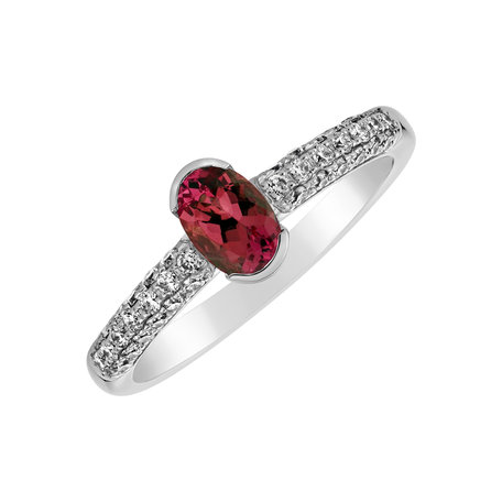 Diamond ring with Ruby Louise