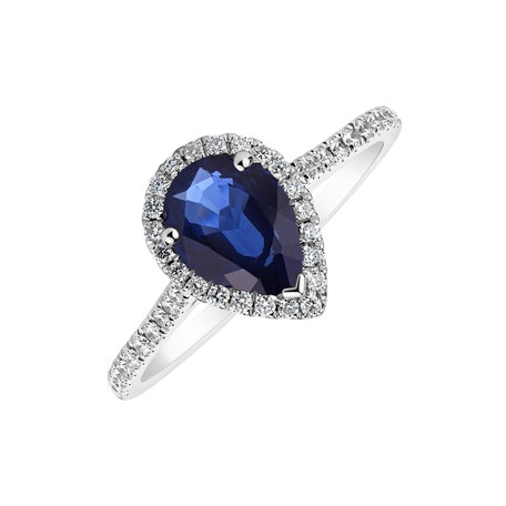 Diamond ring with Sapphire Majestic Gleam