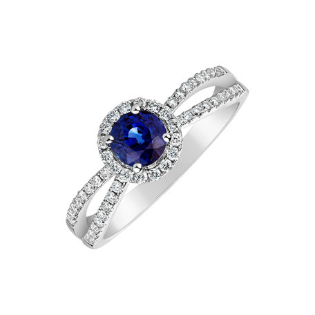 Diamond ring with Sapphire Carmella
