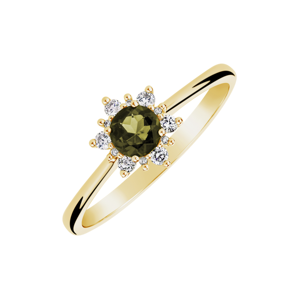 Diamond ring with Peridot Glowing Starlet