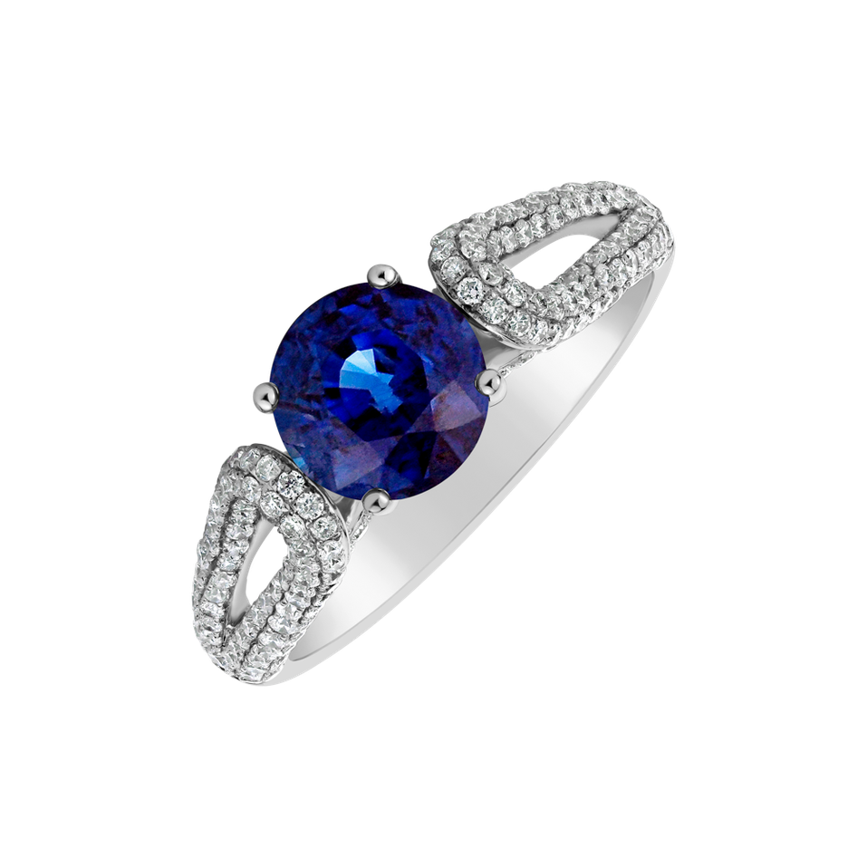 Diamond ring with Sapphire Gentleman's Dream