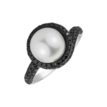 Ring with black diamonds and Pearl Marine