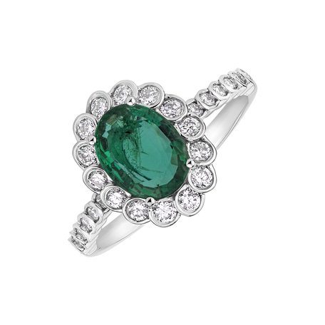 Diamond ring with Emerald Princess Glamour