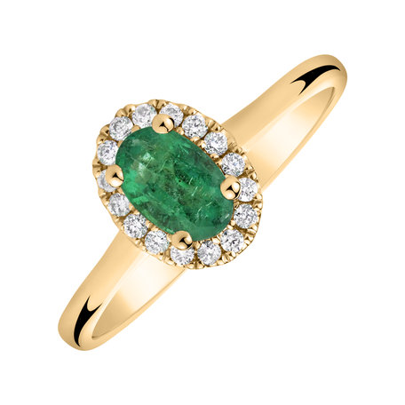 Diamond ring with Emerald Princess