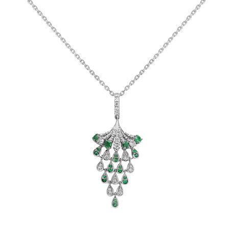 Diamond pendant with Emerald Royal Mesh