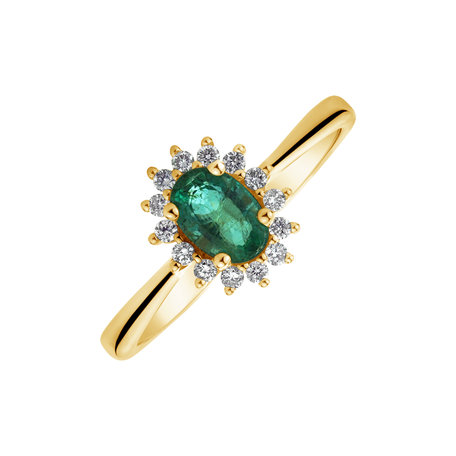 Diamond ring with Emerald Princess Sparkle