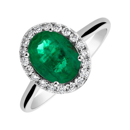 Diamond ring with Emerald Princess