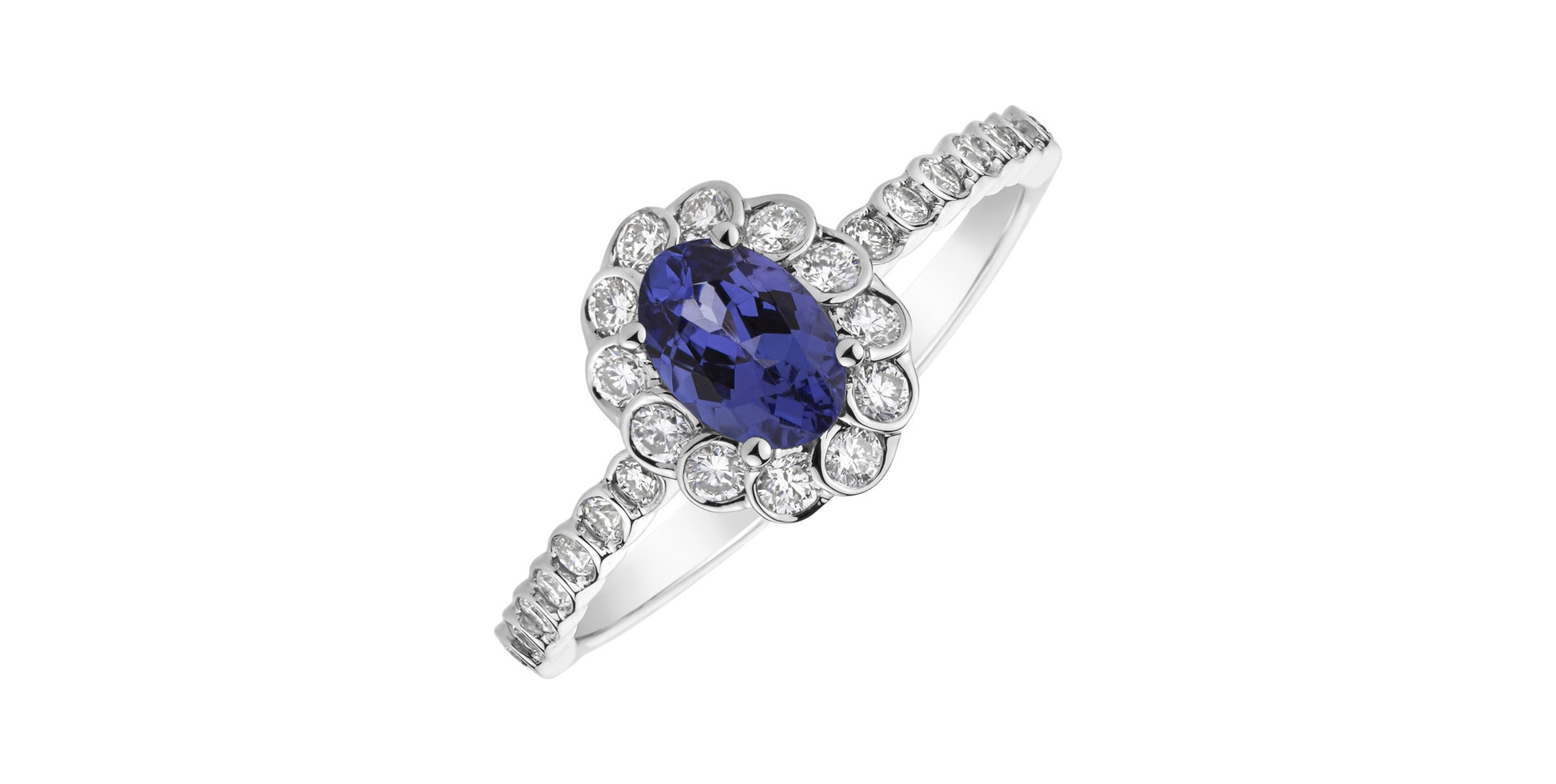 Diamond ring with Tanzanite Glamour Princess