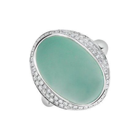 Diamond ring with Chalcedony Blossom Gem