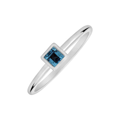 Ring with Topaz Synergy