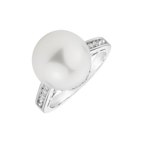 Diamond ring with Pearl Radiant Seashore