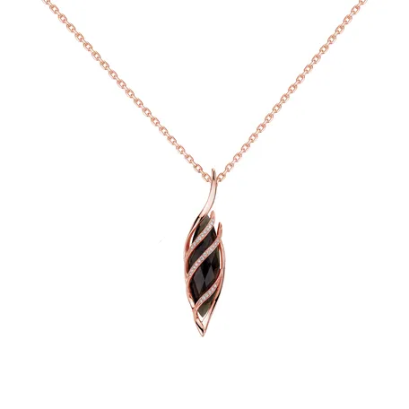 Diamond pendant with Quartz Géant