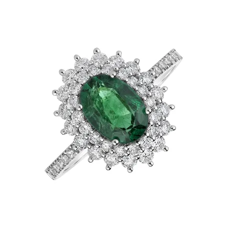 Diamond ring with Emerald Majesty