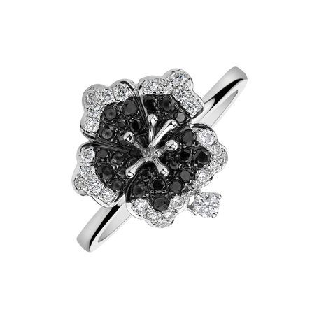 Ring with black and white diamonds Amelia Rose