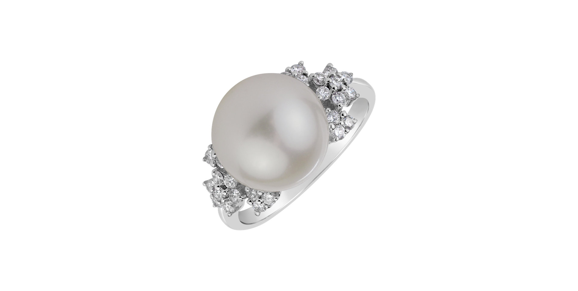 Diamond ring with Pearl Caribbean Mystery