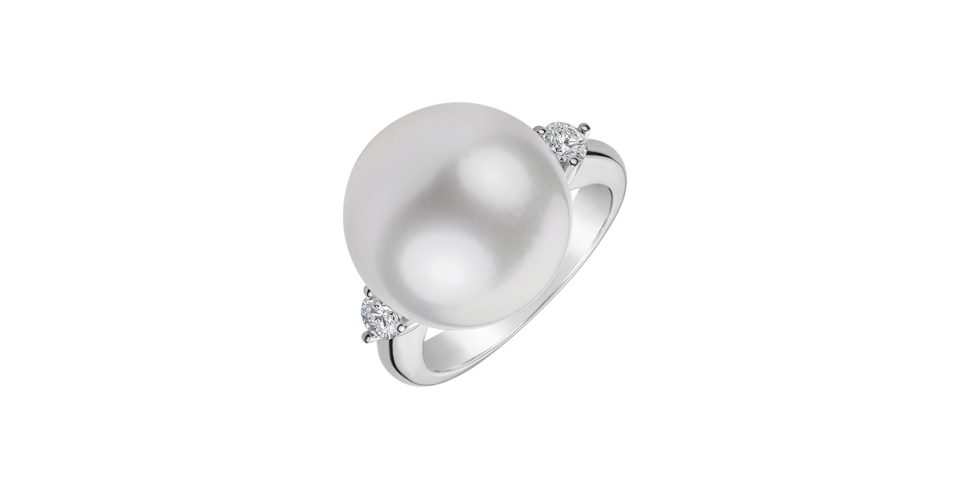 Diamond ring with Pearl Callista