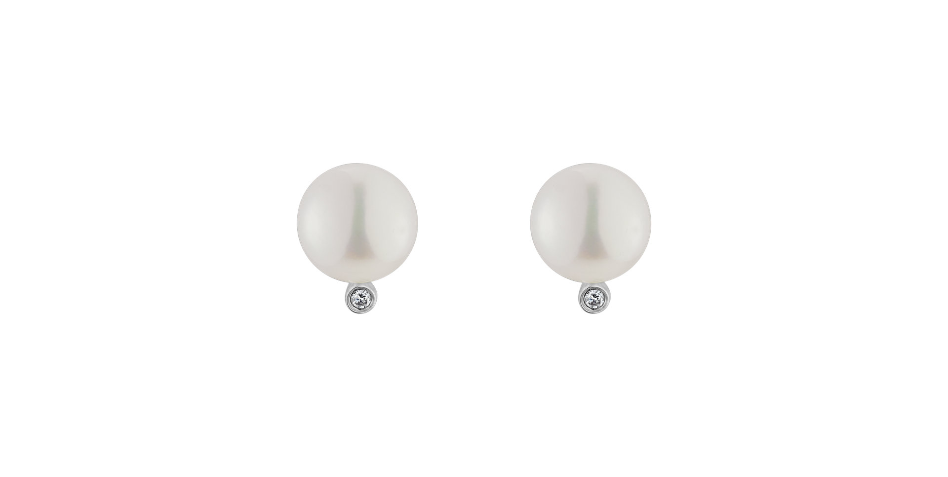 Diamond earrings with Pearl Sonia River