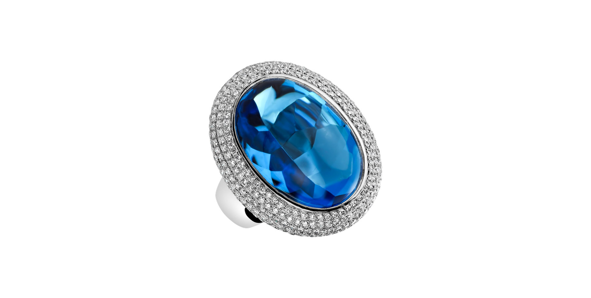 Diamond ring with Topaz Saron
