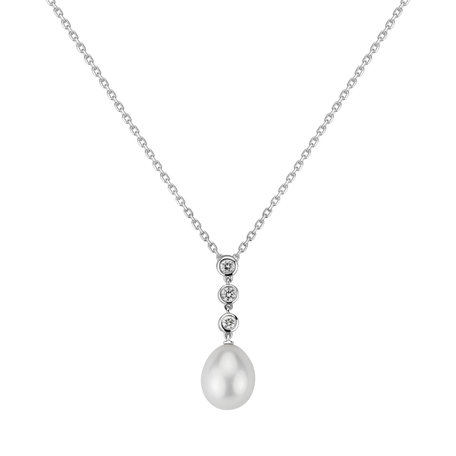 Diamond pendant with Pearl Lachesis