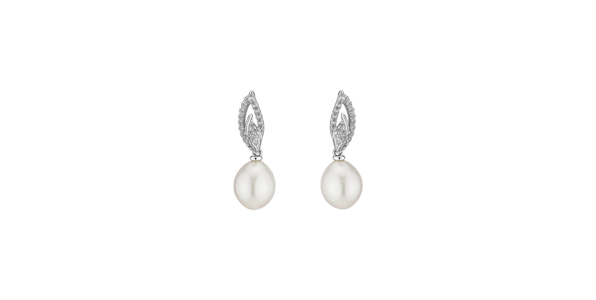 Diamond earrings with Pearl Maricela River