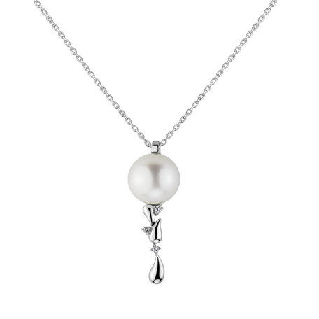 Diamond pendant with Pearl Danallis