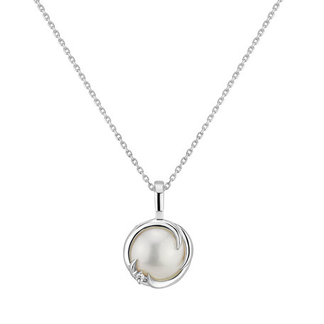 Diamond pendant with Pearl Sea Illusion