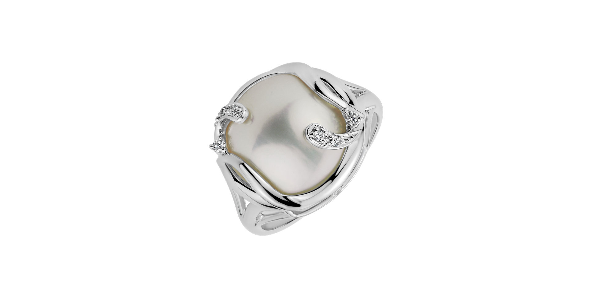 Diamond ring with Pearl Tear of Whale